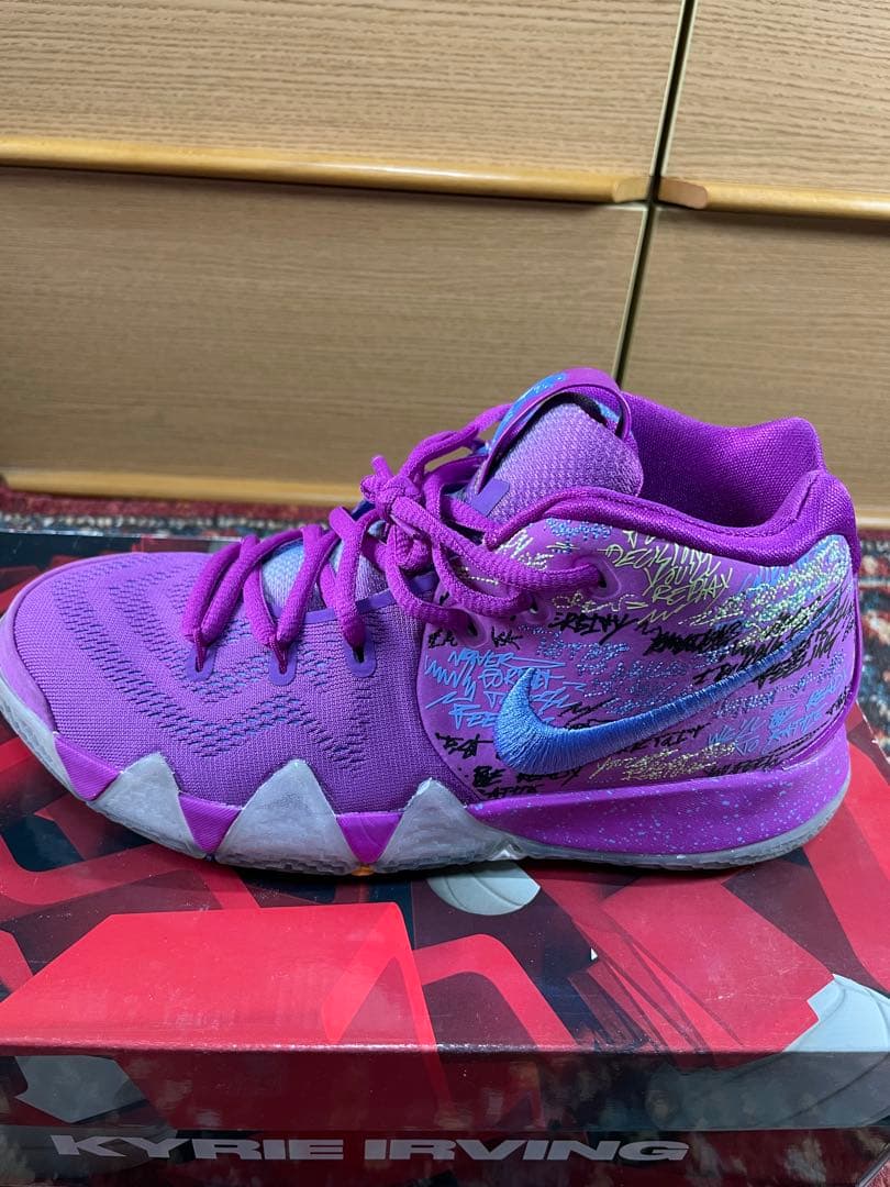 Nike Kyrie Irving シューズ