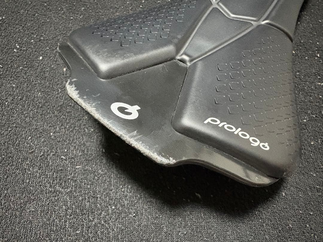 プロロゴ　prologo m5 スクラッチ　 サドル　140mm