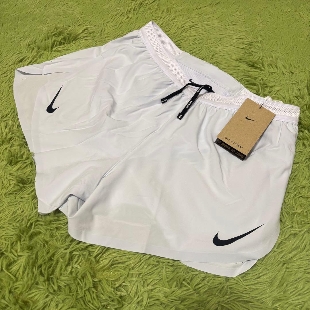 【早い者勝ち】新品未使用　ナイキ　エアロスイフト　ランニング　ショートパンツ