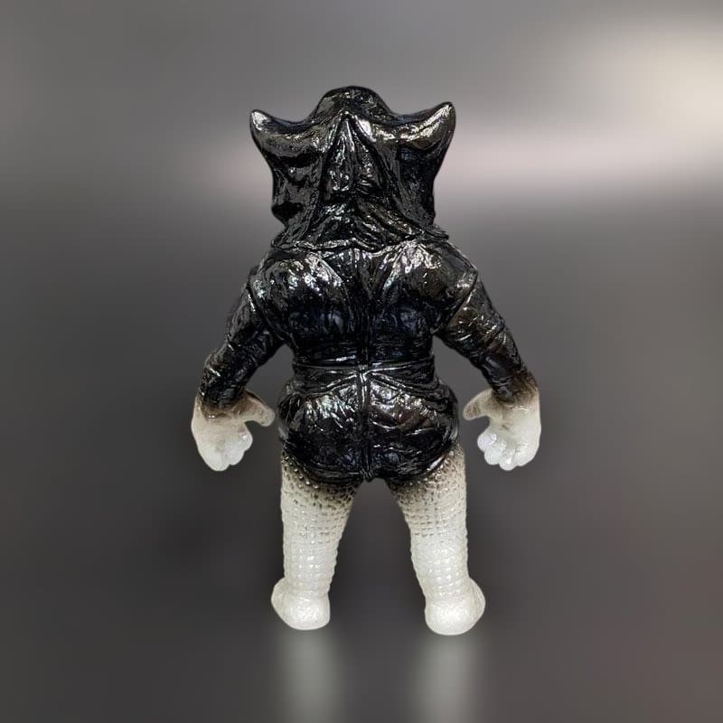 メフィラス星人　蓄光　MAX TOY　マックストイ　アークティーズ限定　円谷プロ
