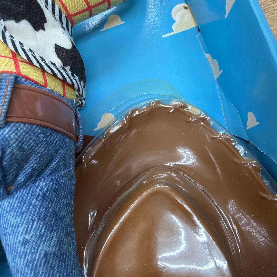 トイストーリー　TALKING WOODY