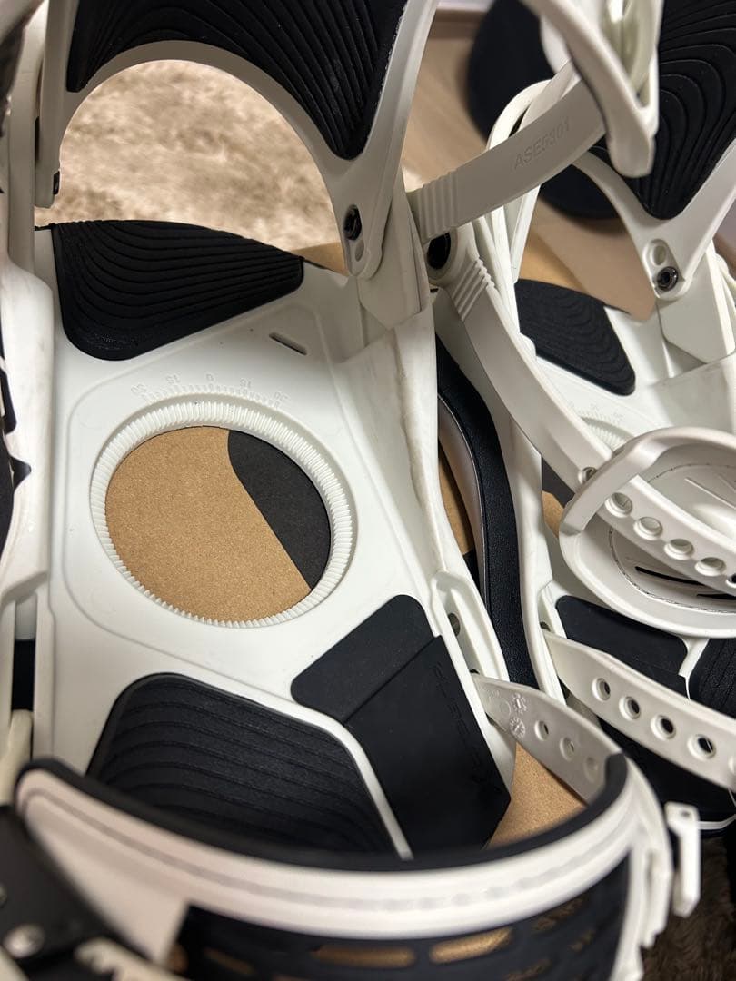 スノーボード 23-24 UNION WOMEN'S ULTRA BONE WHITE