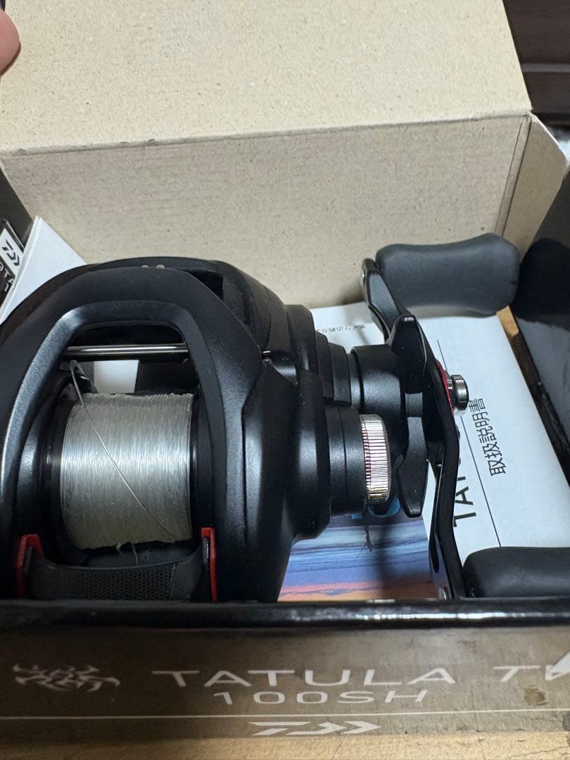 リール Daiwa TATULA TW 100SH
