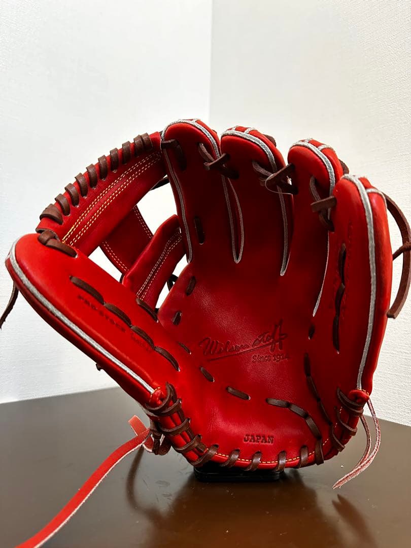 静かに燃やせ。Wilson staff 硬式 内野用 11.75 右 新品日本製