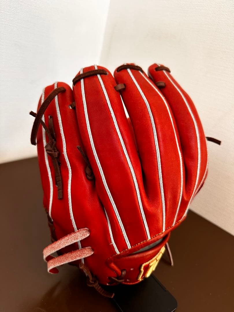 静かに燃やせ。Wilson staff 硬式 内野用 11.75 右 新品日本製