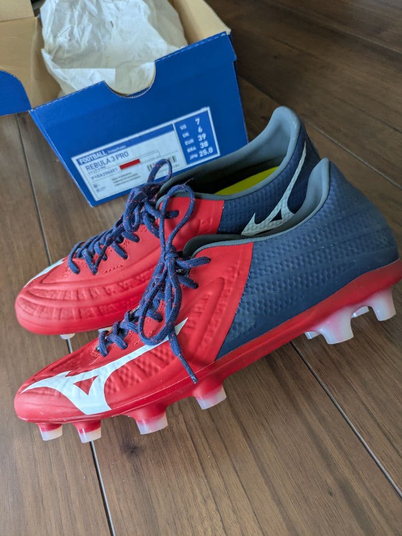 サッカースパイク 25センチ　ミズノ