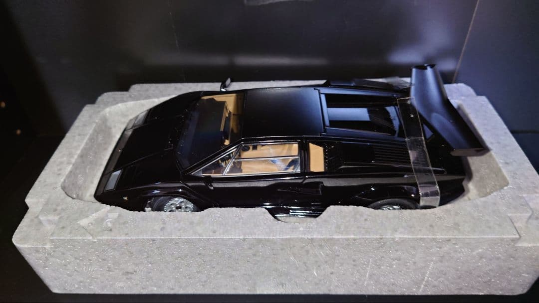 ミニカー 1/18 autoart Lamborghini countach 25th