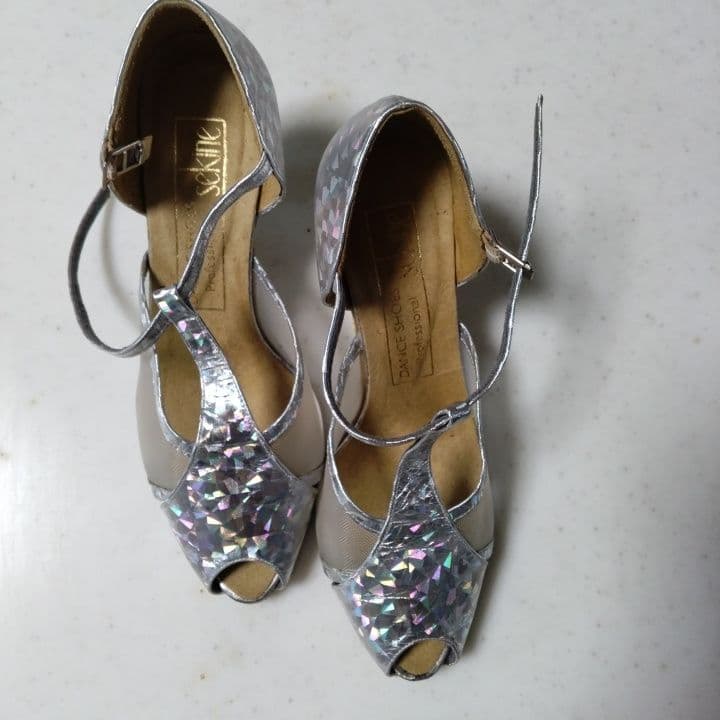 セキネ。社交ダンスシューズ。BUNION 21.5cm 。美品。ヒール7センチ。