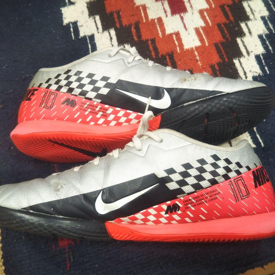 【最終価格】レア物　Nike Neymar フットサルシューズ
