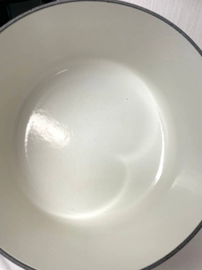 Le Creuset ルクルーゼ　ココットロンド　22cm 両手鍋　鍋