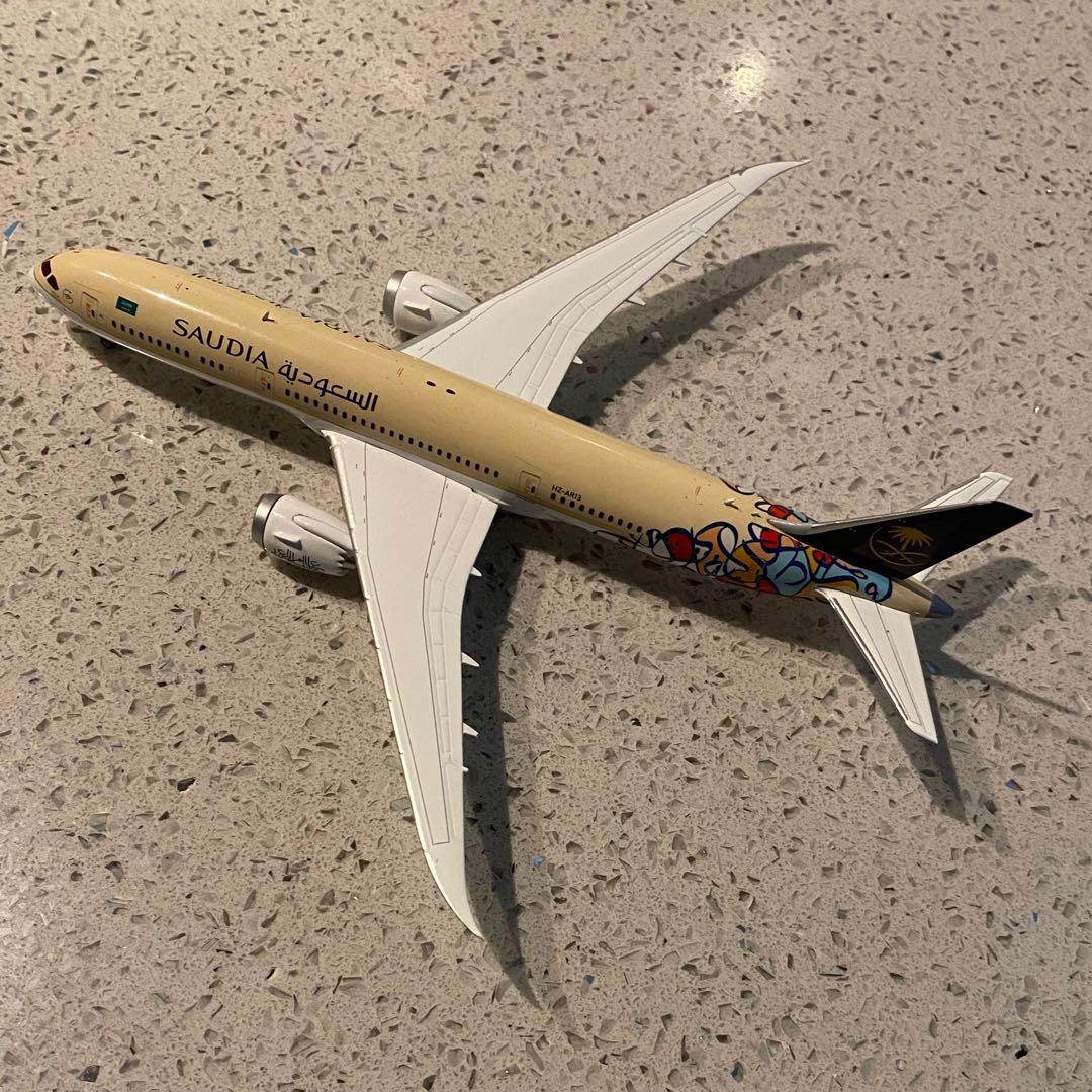 サウディア航空 Boeing 787-9 SAUDIA 航空機モデル 1/400