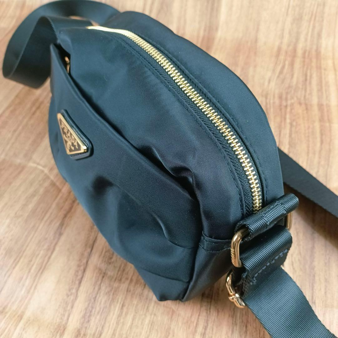 PRADA ノベルティ ブラック ショルダーバック ナイロン prd1