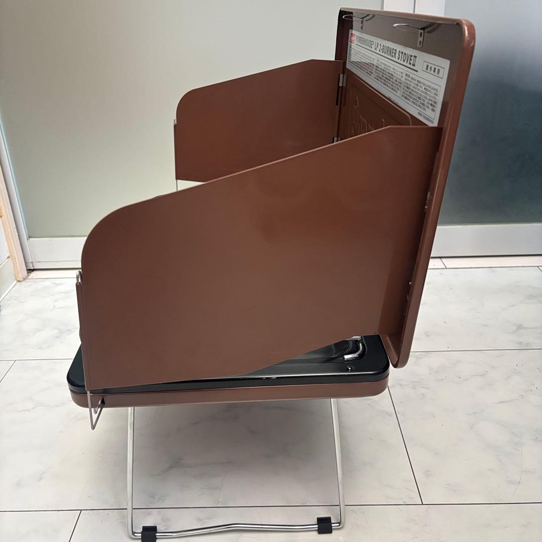 Coleman パワーハウス LP ツーバーナーストーブⅡ（バターナッツ）
