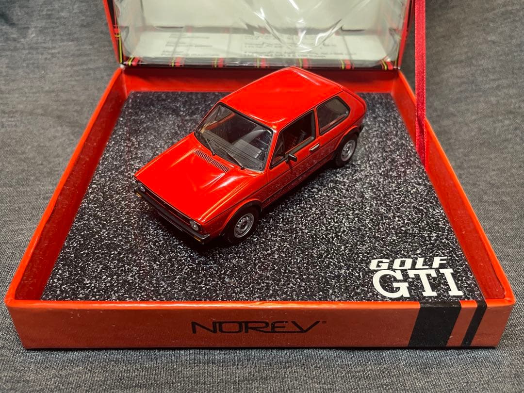 【希少】ノレブ 1/18 フォルクスワーゲン ゴルフ1 GTI 外箱付