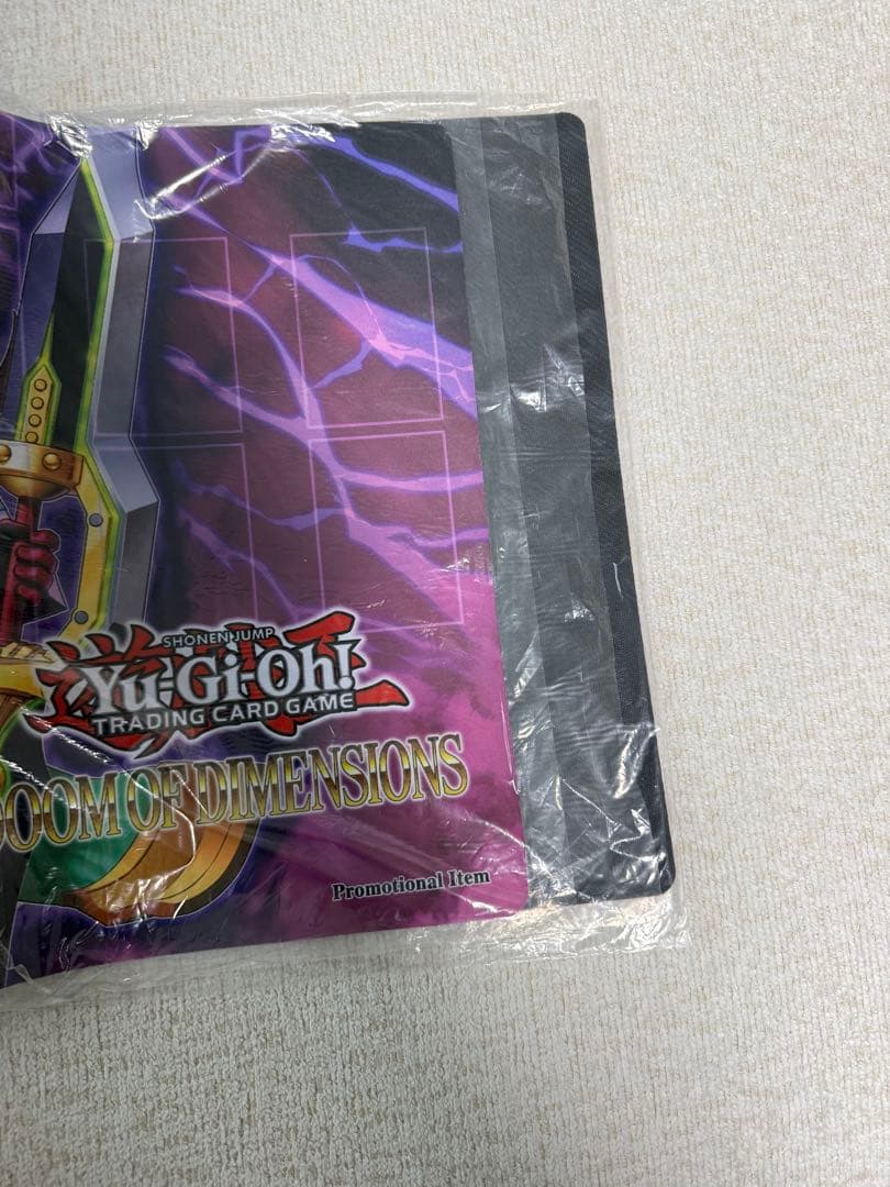 新品未使用 遊戯王 DDDD偉次元王アーククライシス プレイマット　開封済み
