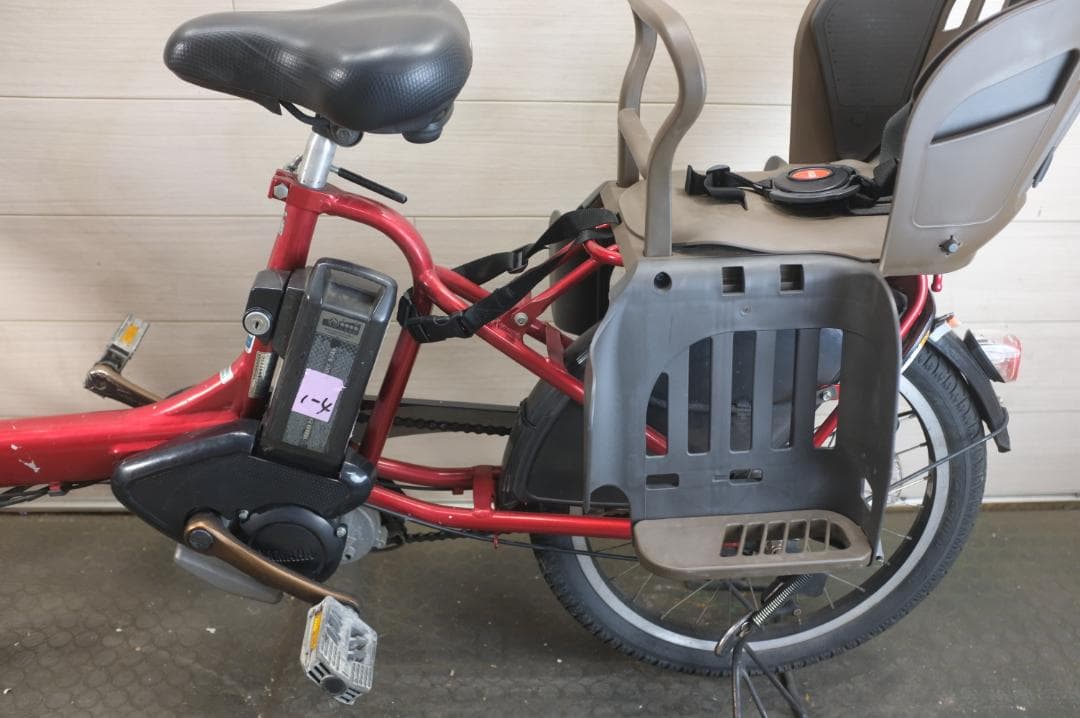 新基準　ヤマハPAS　KISS　20インチ3段　12.8Ah（4点灯）充電器あり