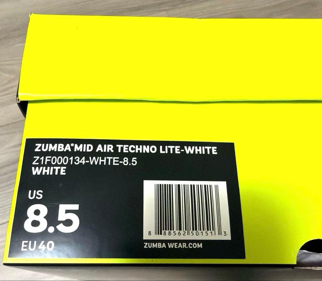 【正規品】美品　新作ZUMBA ダンスシューズ ホワイト/ネイビーUS8.5