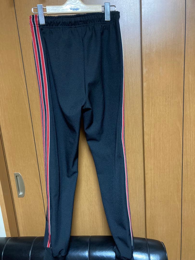 adidas マンチェスター・ユナイテッド トレーニングパンツ