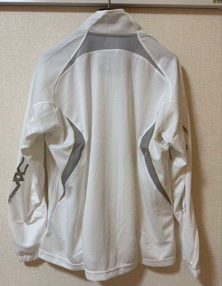 【新品タグ付】MIZUNOテクノファインジャージジャケット白XL