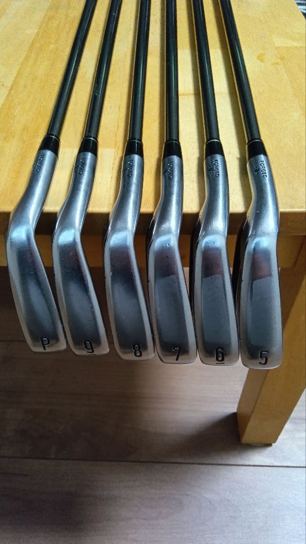 キャロウェイlegacy 2012 アイアン　　recoil110