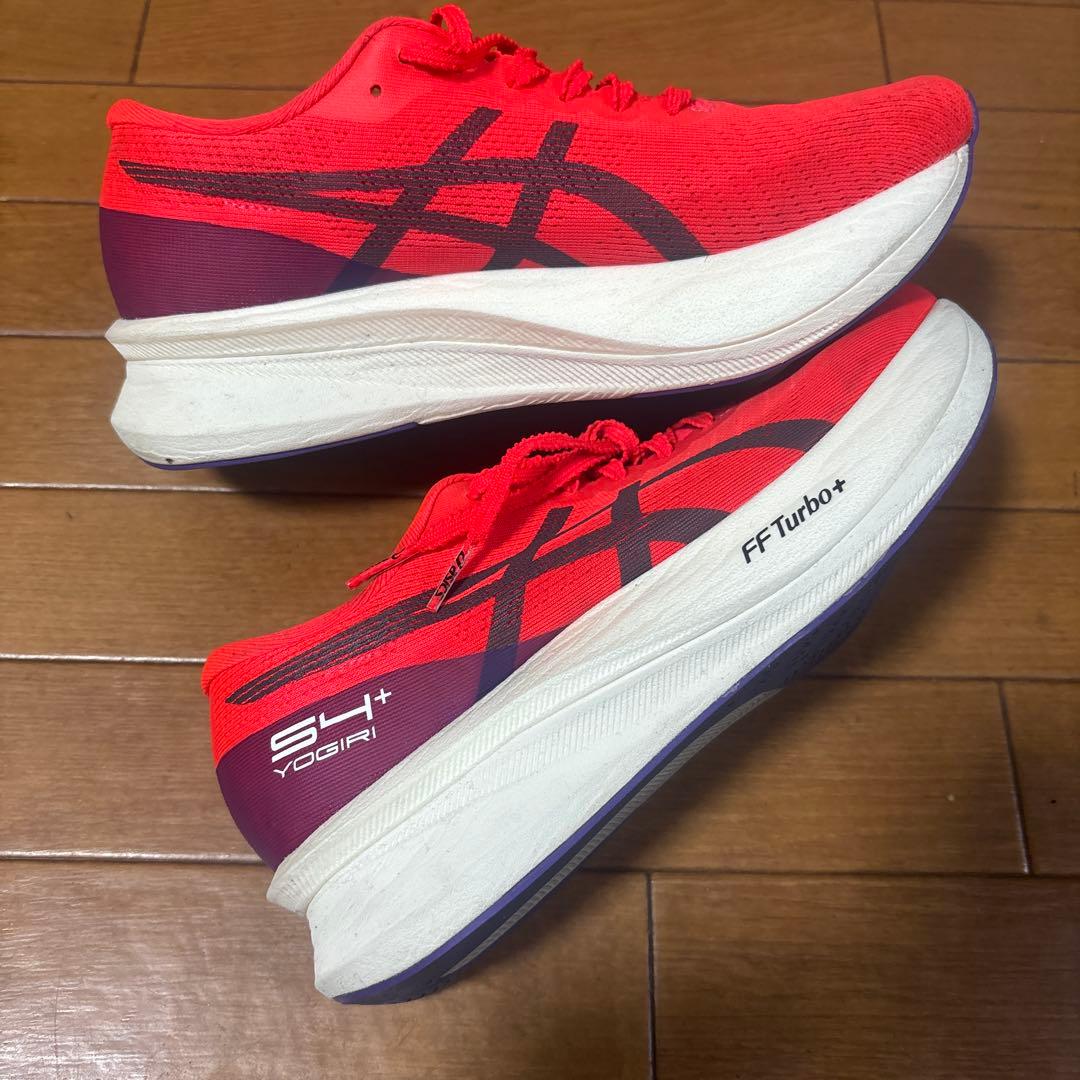 ランニングシューズ　YOGIRI