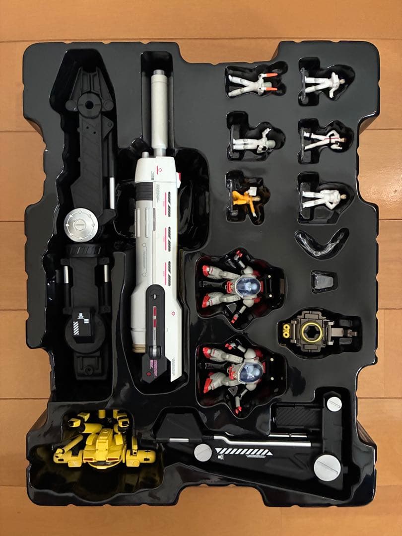 解体匠機 RX-93 νガンダム専用　ロンド・ベルエンジニアズ　開封品