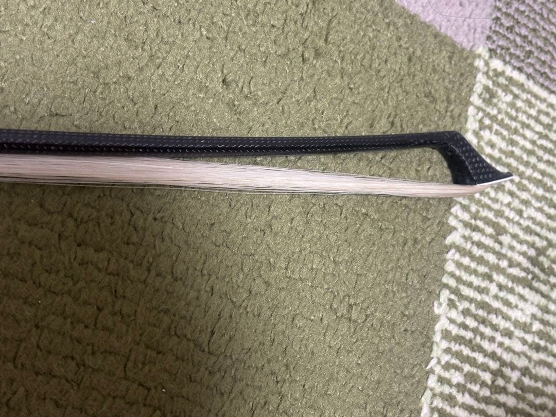チェロ　カーボン弓　musing c3 美品