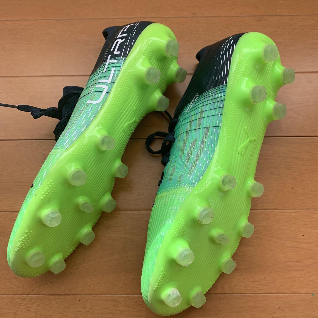 PUMA サッカースパイク