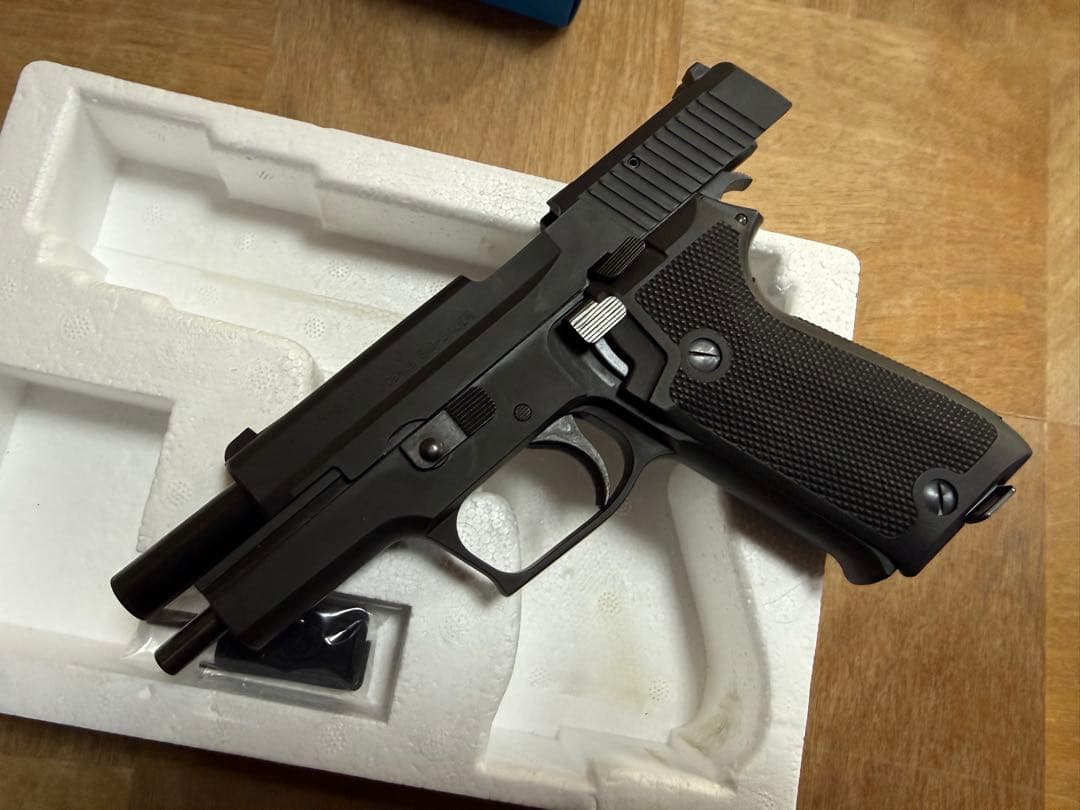 タナカワークスSIG P220 モデルガン 陸上自衛隊モデル