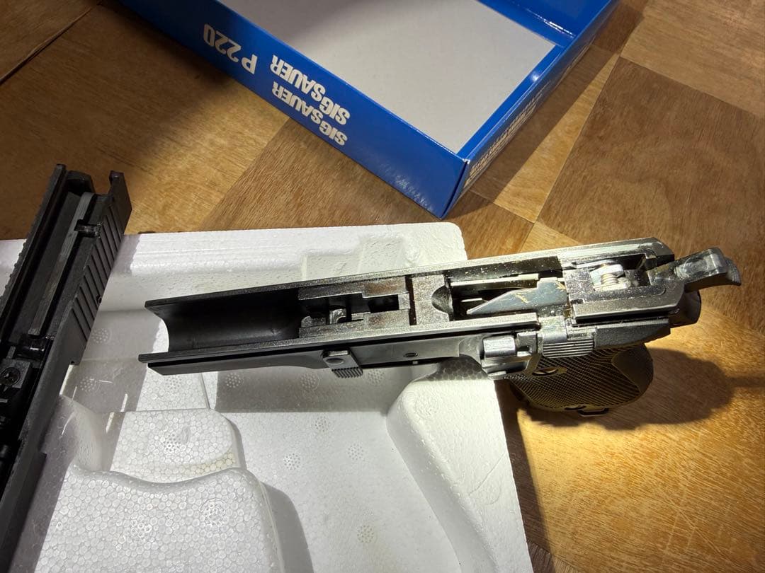 タナカワークスSIG P220 モデルガン 陸上自衛隊モデル