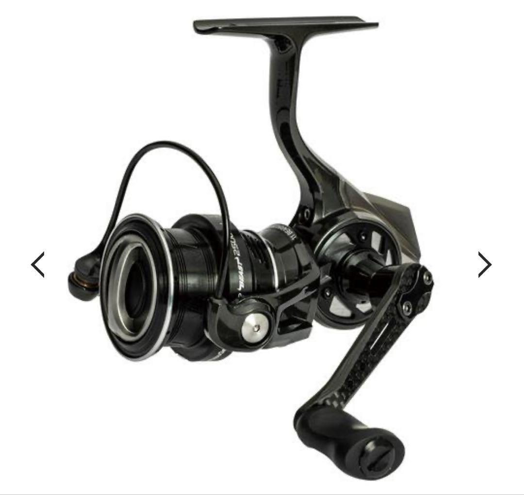 新品未使用極上美品︎‼︎アブガルシア Revo SP Beast 2000S