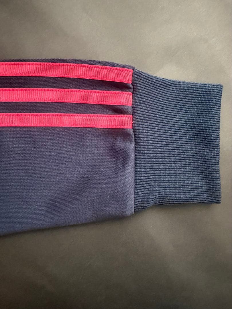 【新品未使用】adidas ジャージ セットアップ レディースＬ