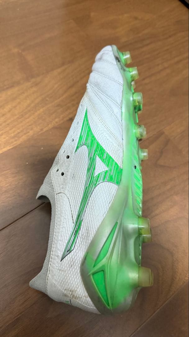 Mizuno サッカーシューズ ホワイト/グリーン