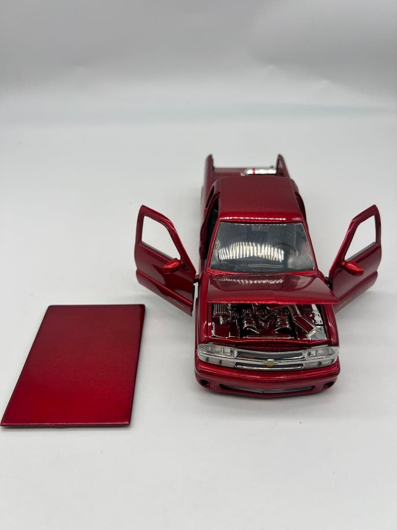 No351ミニカー1/24箱あり2002 CHEVY S-10 XTREME