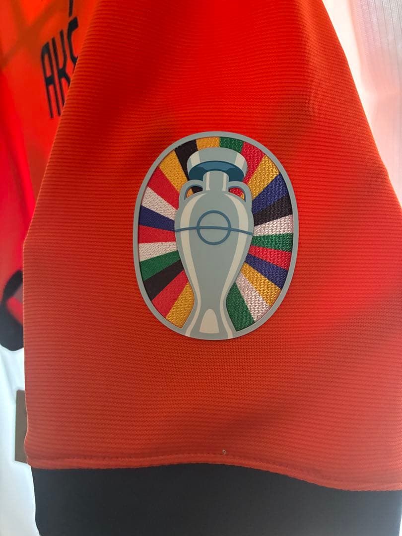 【正規品】EURO2024 オランダ代表 アケ ユニフォーム 新品タグ付き