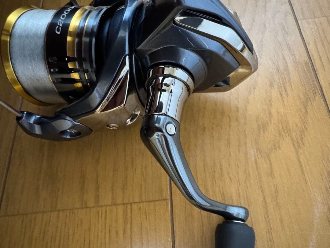 SHIMANO ULTEGRA C2000S スピニングリール
