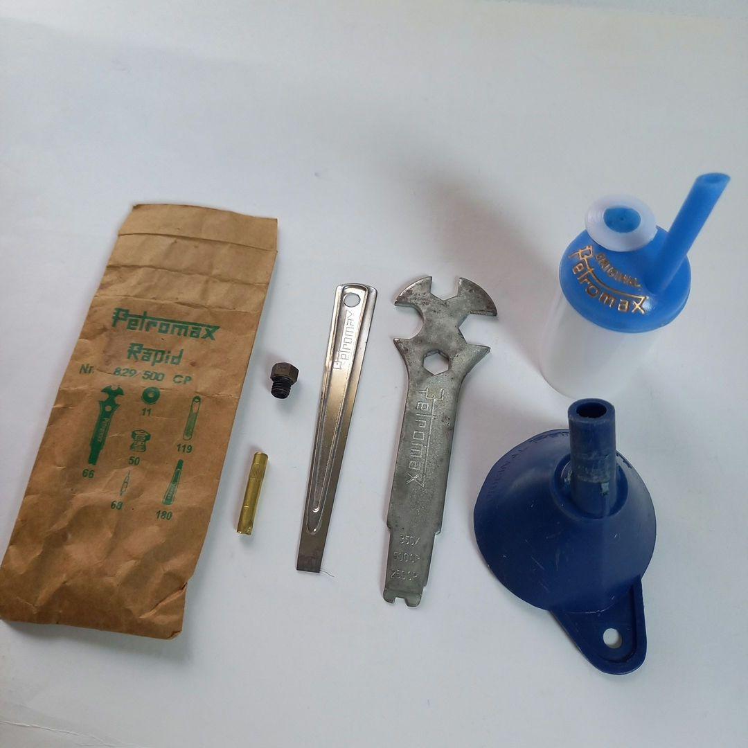 Petromax ペトロマックス HK500 灯油ランタン 専用スチールケース付