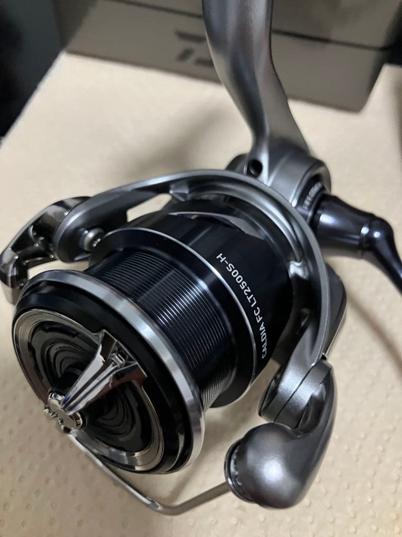 25カルディアFC LT2500S-H 10ベアリング仕様　極美品