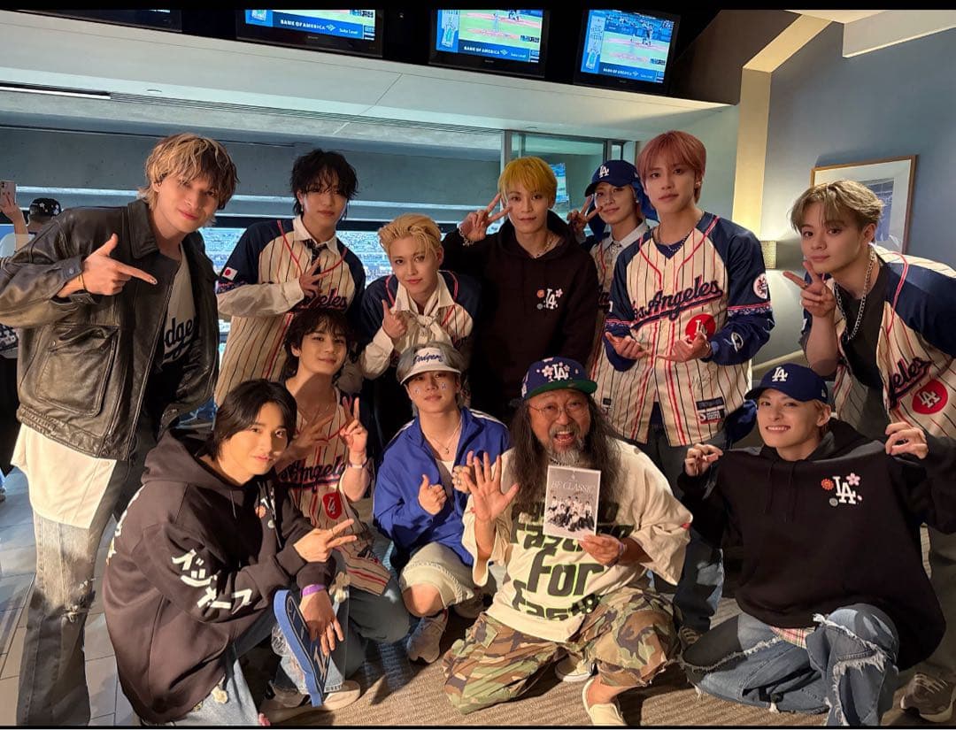 MLB 村上隆×ドジャースコラボ　ジャパニーズヘリテージナイト限定パーカー　L
