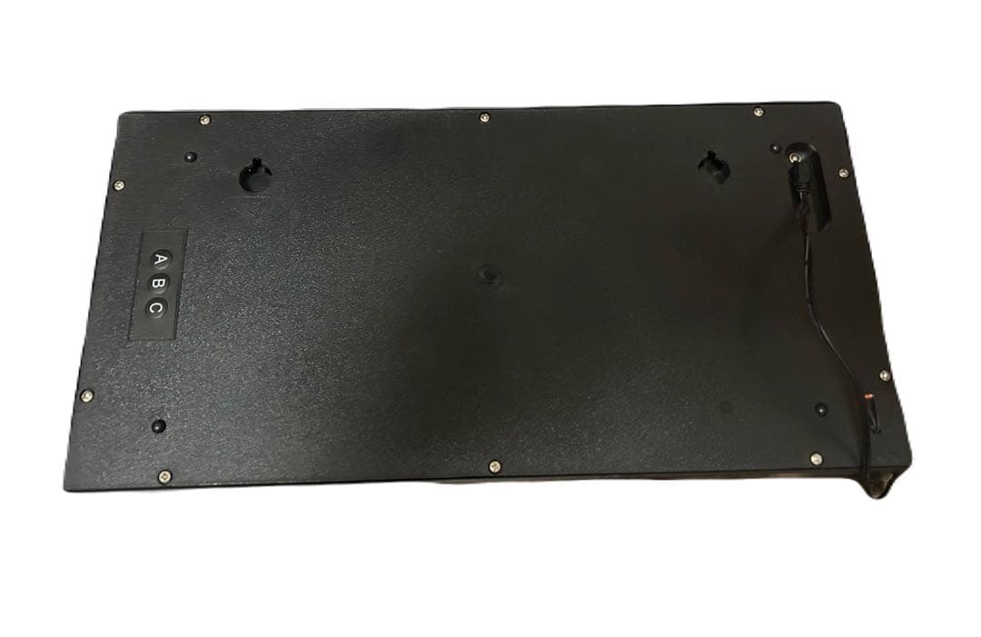 LED　Accurat　LED電波時計　ホワイト　置時計　掛け時計