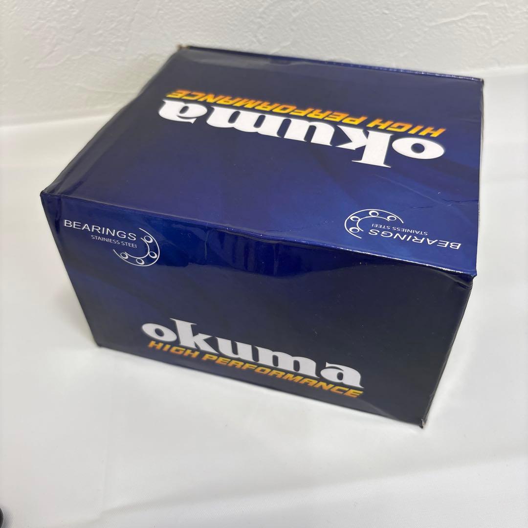 OKUMA ベイトリール 釣り リール 右ハンドル 美品