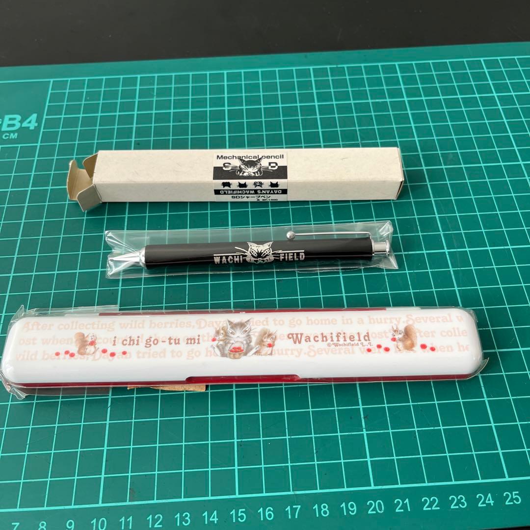 わちふぃーるど　箸セット　シャーペン　キーホルダー　携帯ケース　リード　アクセ等