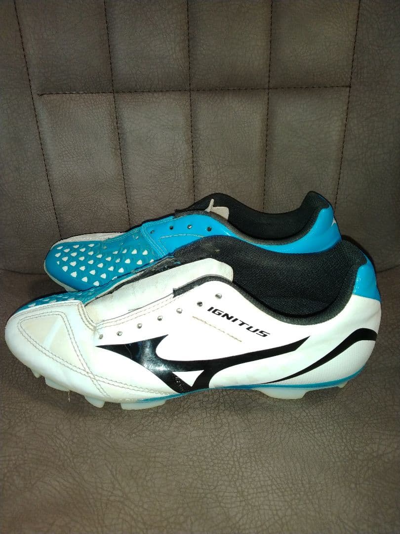 MIZUNO　イグニタス　23.5cm サッカー　スパイク