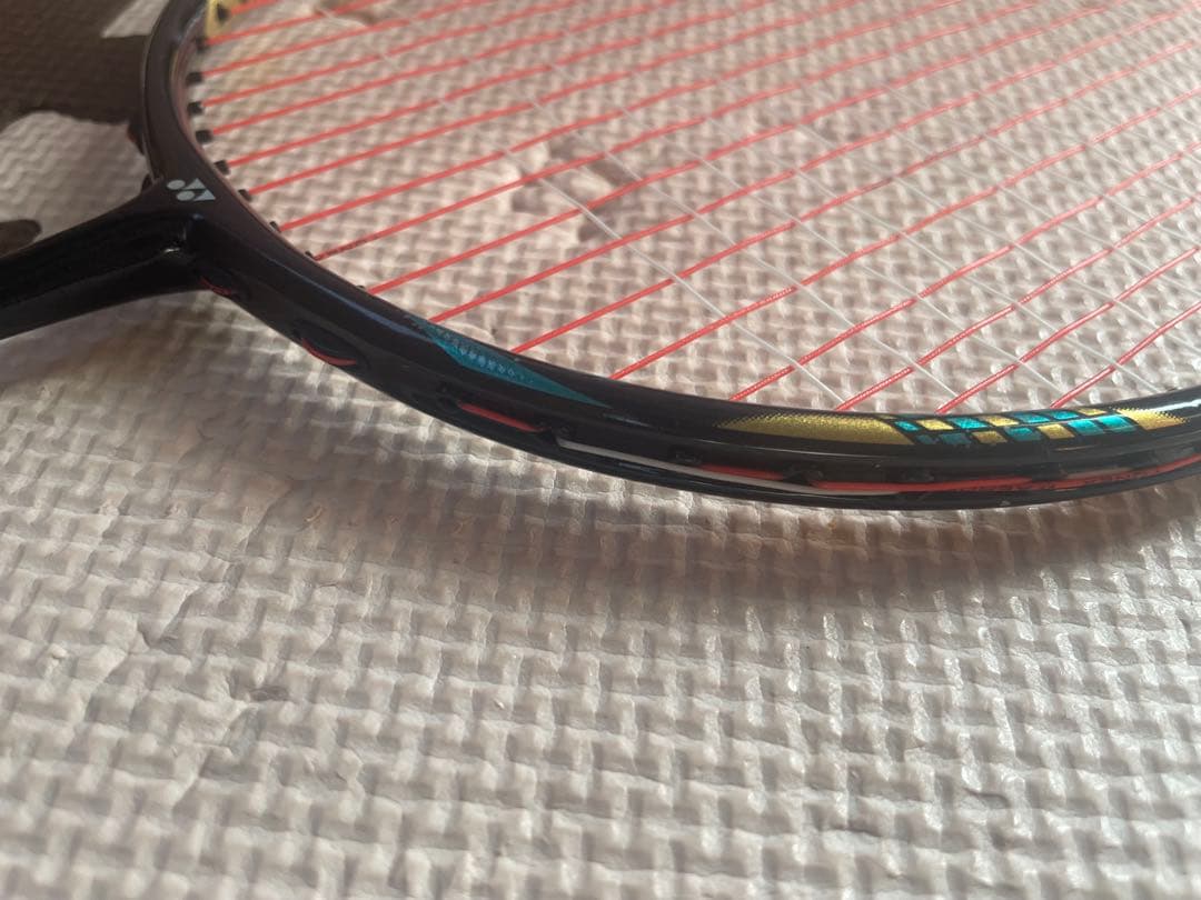 YONEX アストロクス88S PRO 4U G6