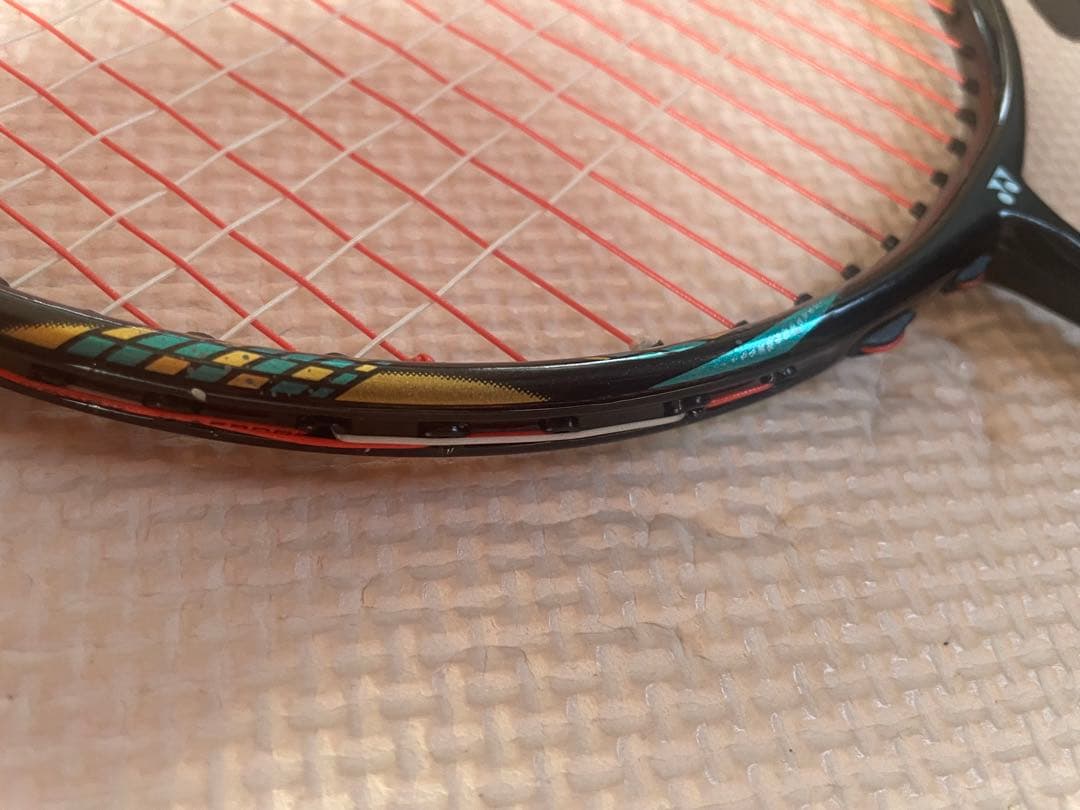 YONEX アストロクス88S PRO 4U G6