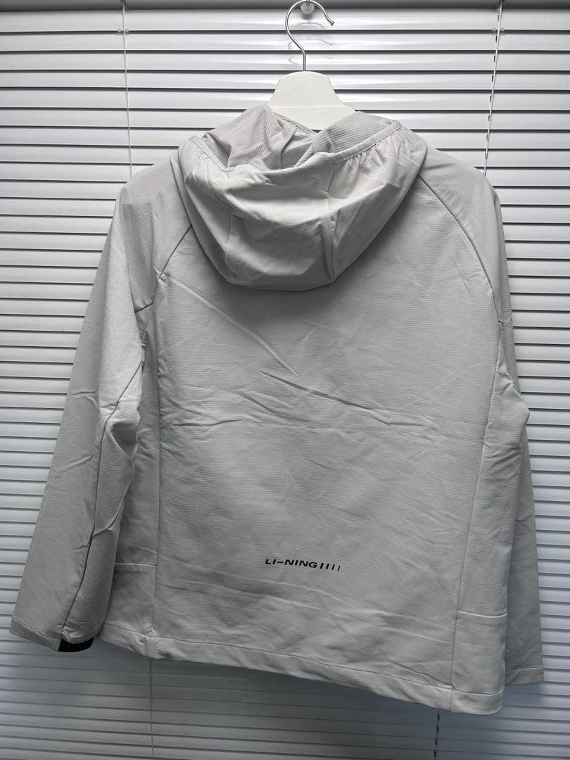 LI-NINGリーニン ジップフーディMサイズ新品
