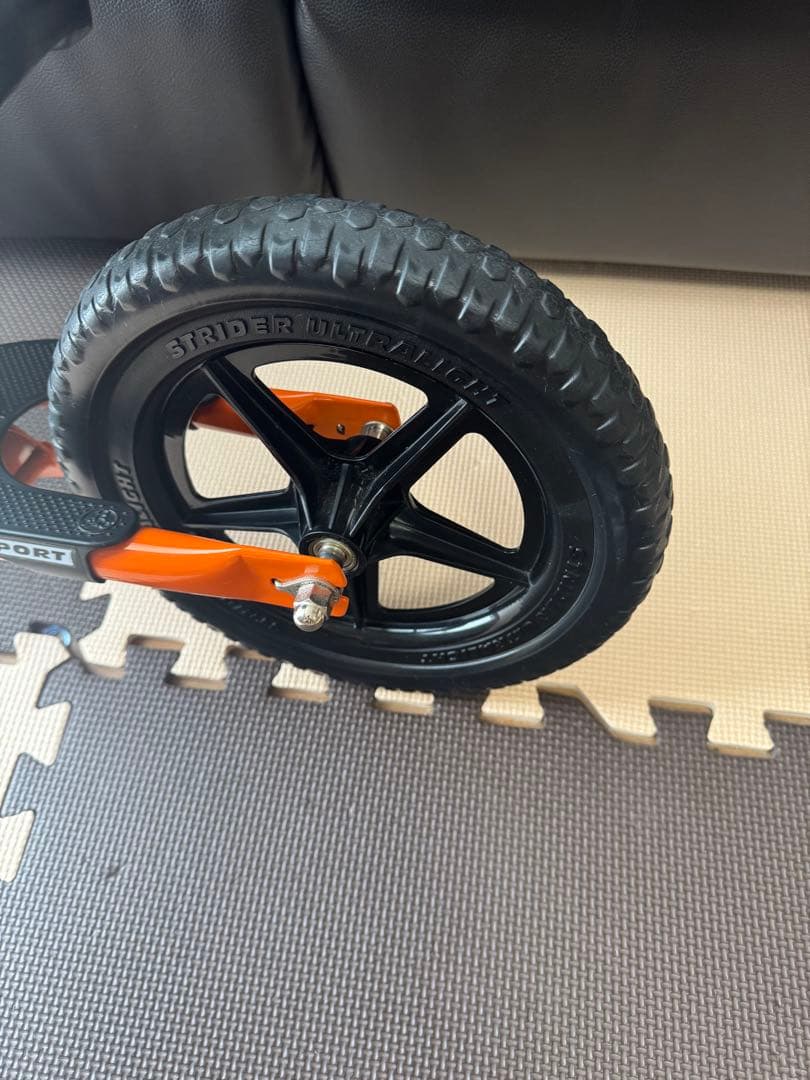 ストライダー　ロッキングストライダー
