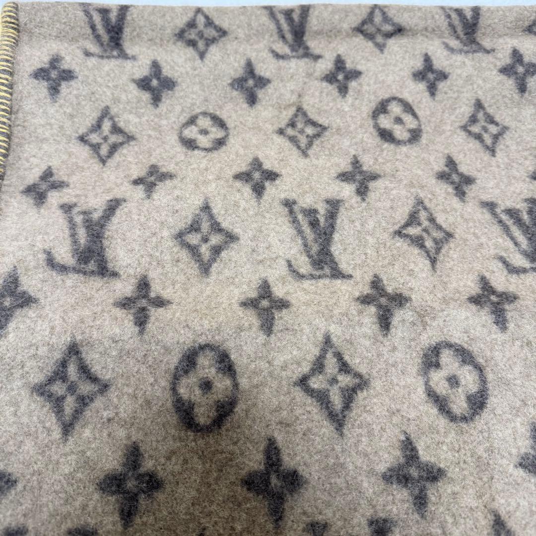 ルイヴィトン LOUIS VUITTON M70439 モノグラム ブランケット