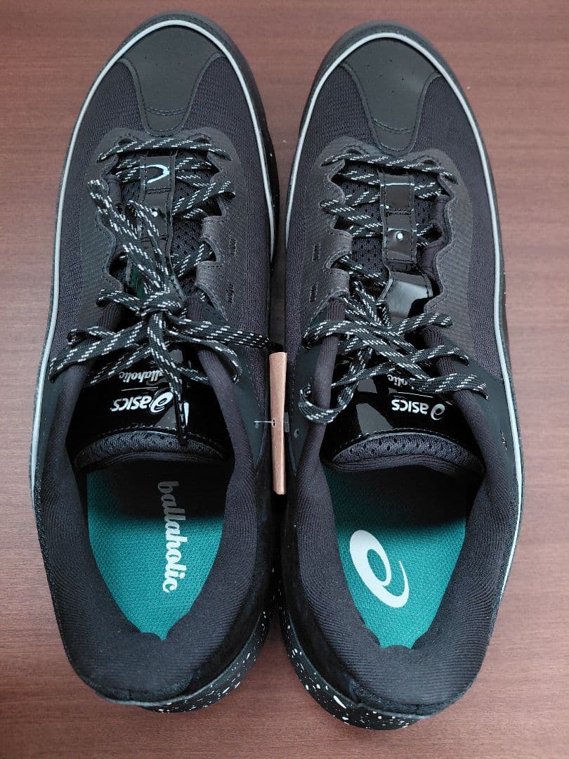 ASICS ボーラホリック UNPRE ARS LOW 3 32.0cm