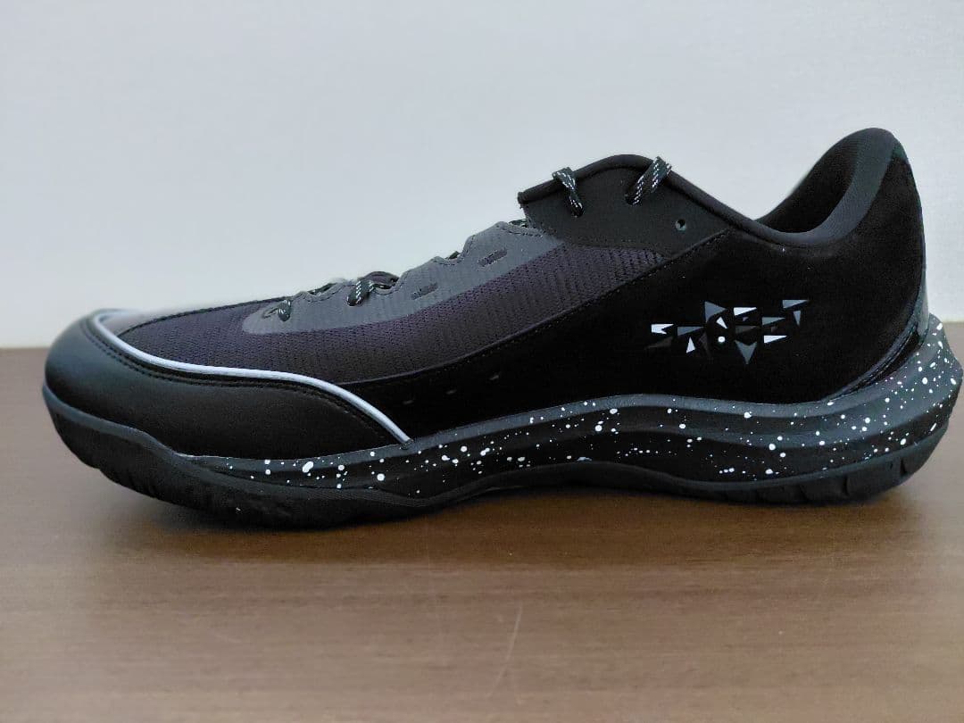 ASICS ボーラホリック UNPRE ARS LOW 3 32.0cm